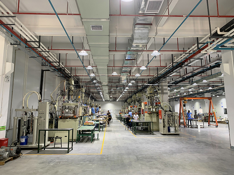 東莞盈灃科技有限公司工程緊鑼密鼓施工中，為迎接竣工全力奮戰(zhàn)！