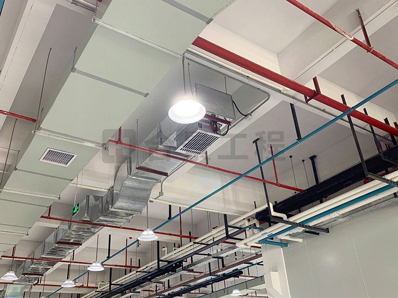 東莞盈灃科技有限公司工程緊鑼密鼓施工中，為迎接竣工全力奮戰(zhàn)！