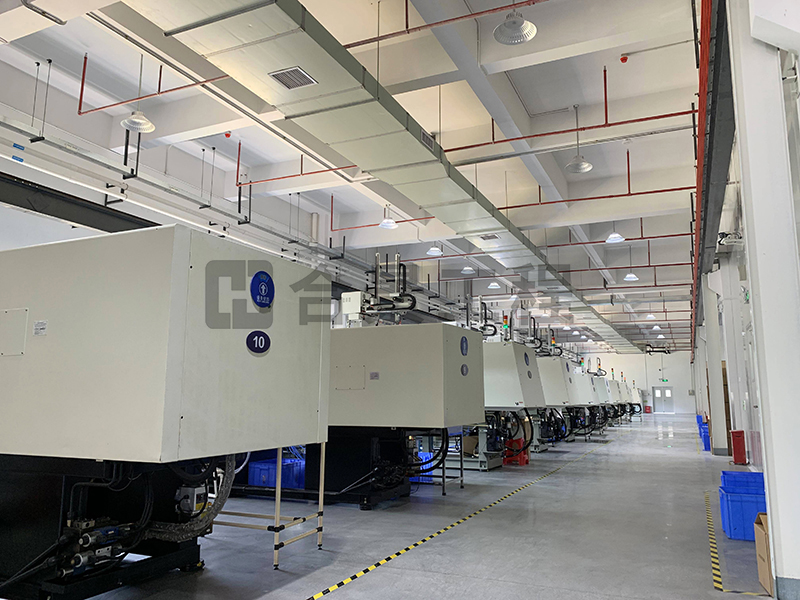 東莞盈灃科技有限公司工程緊鑼密鼓施工中，為迎接竣工全力奮戰(zhàn)！